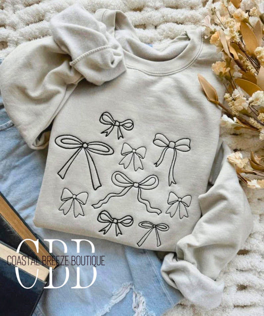 Bow embroidered crewneck